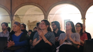 Il pubblico di Biografilm al Chiostro del Complesso di Santa Cristina "della Fondazza"